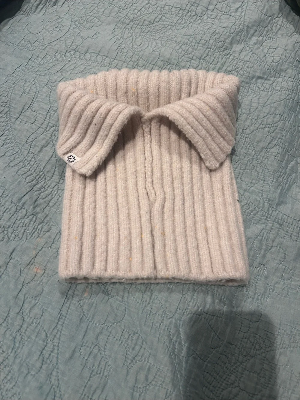 Cozy Ribbed Fold-Over Neck Women's Sweater in Light Cream